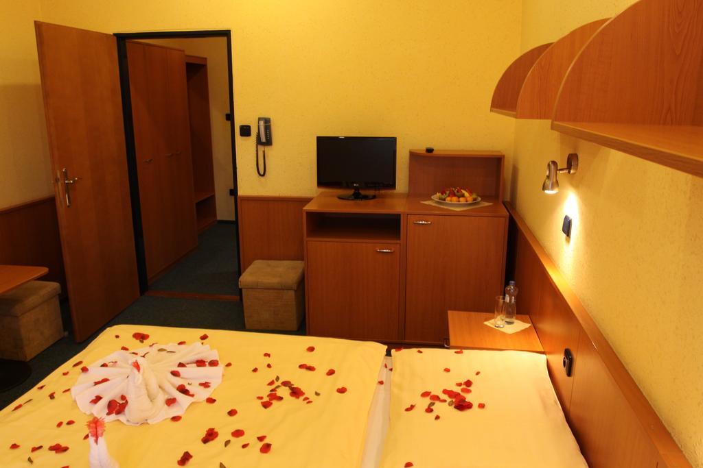 אוסטרביצה Hotel Odra חדר תמונה
